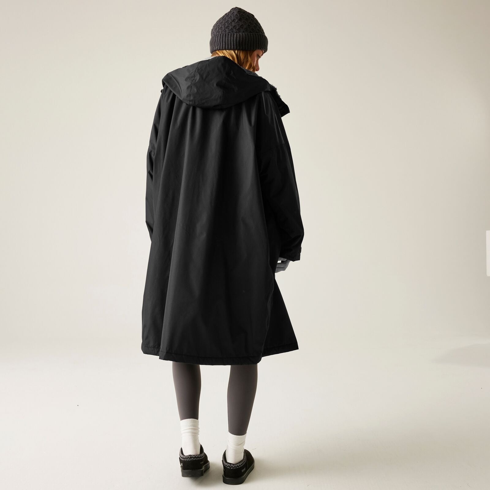 Regata 🔥2026 Winter Hot Sale🔥 2026 New Outdoor Active Adults Waterproof Changing Robe