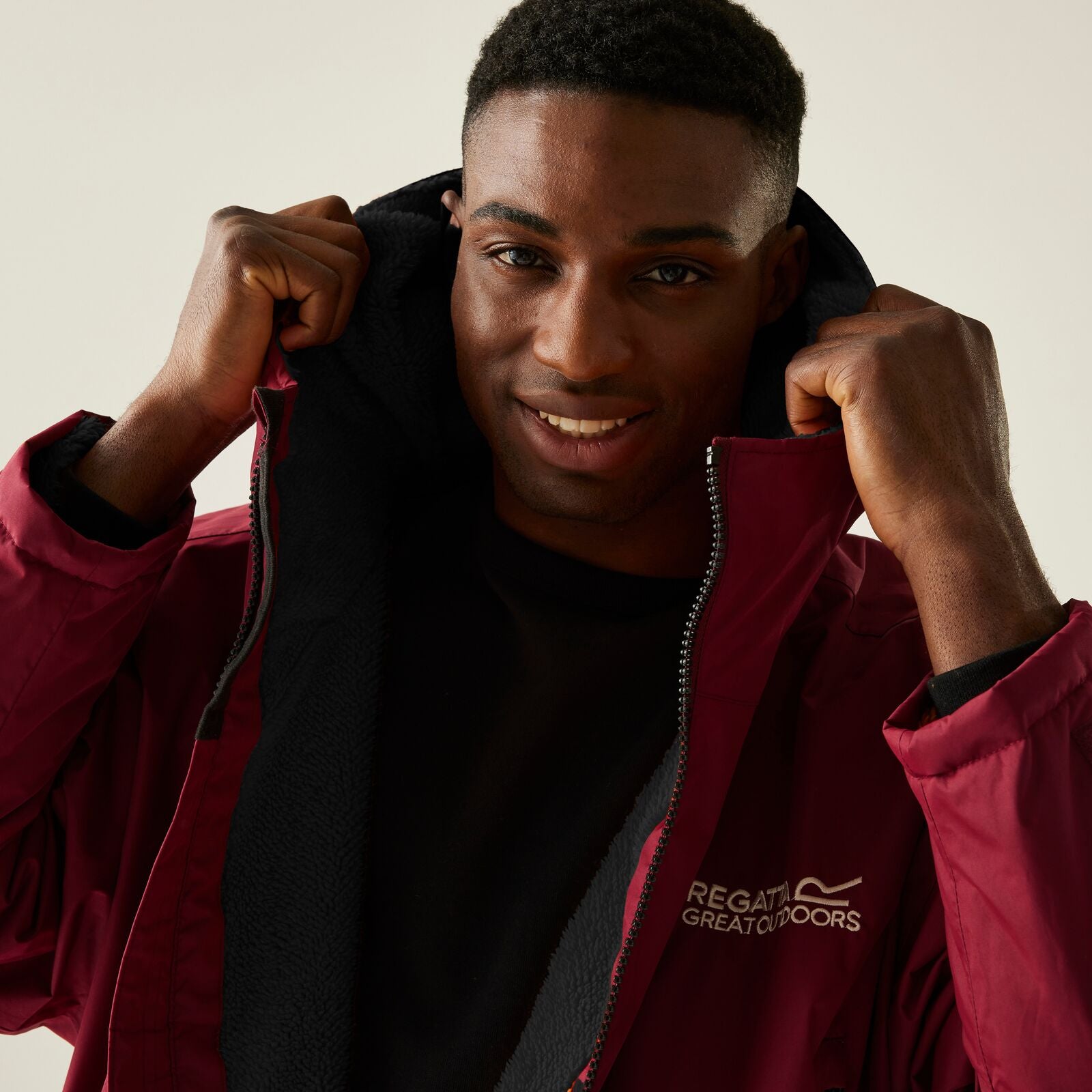 Regata 🔥2026 Winter Hot Sale🔥 2026 New Outdoor Active Adults Waterproof Changing Robe