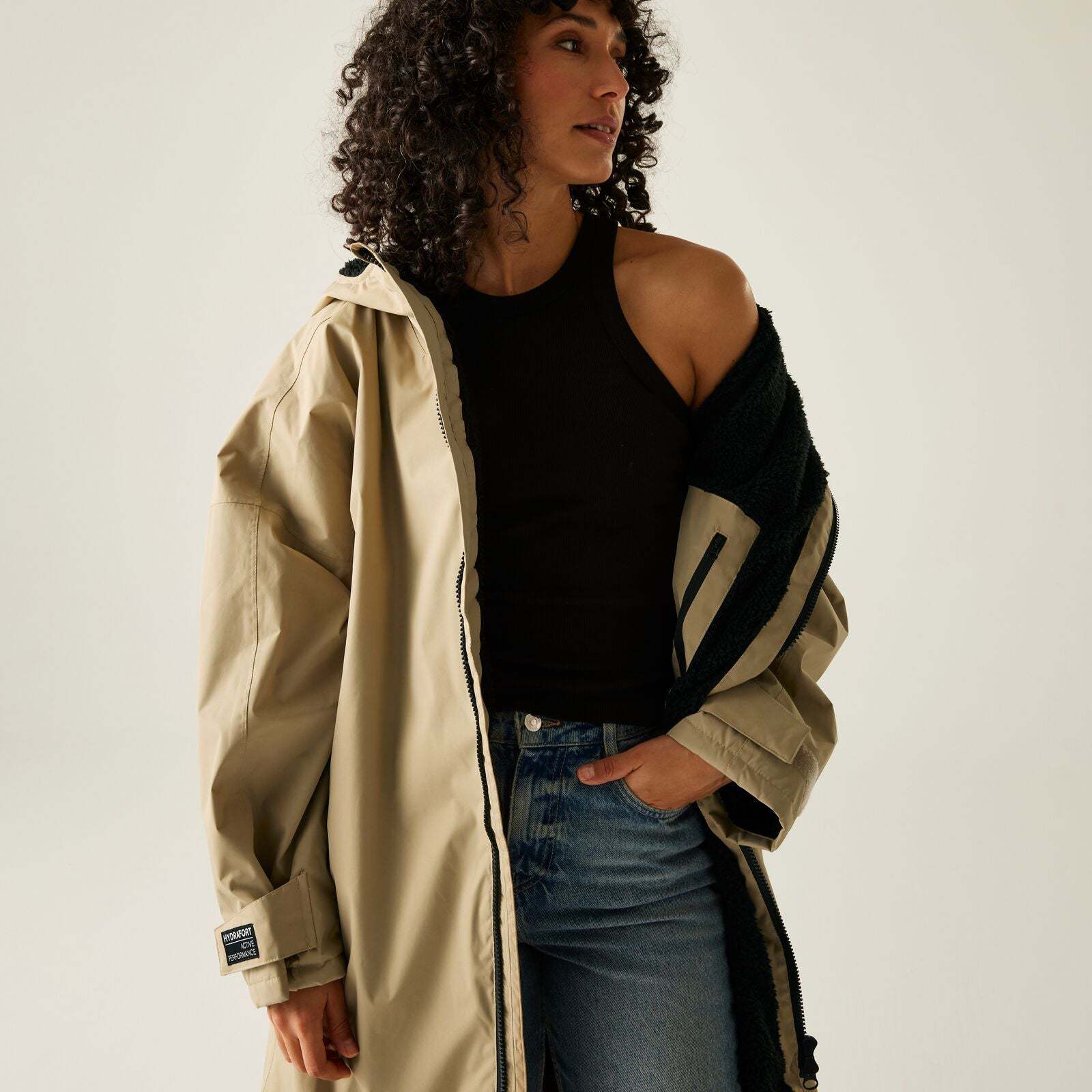 Regata 🔥2026 Winter Hot Sale🔥 2026 New Outdoor Active Adults Waterproof Changing Robe