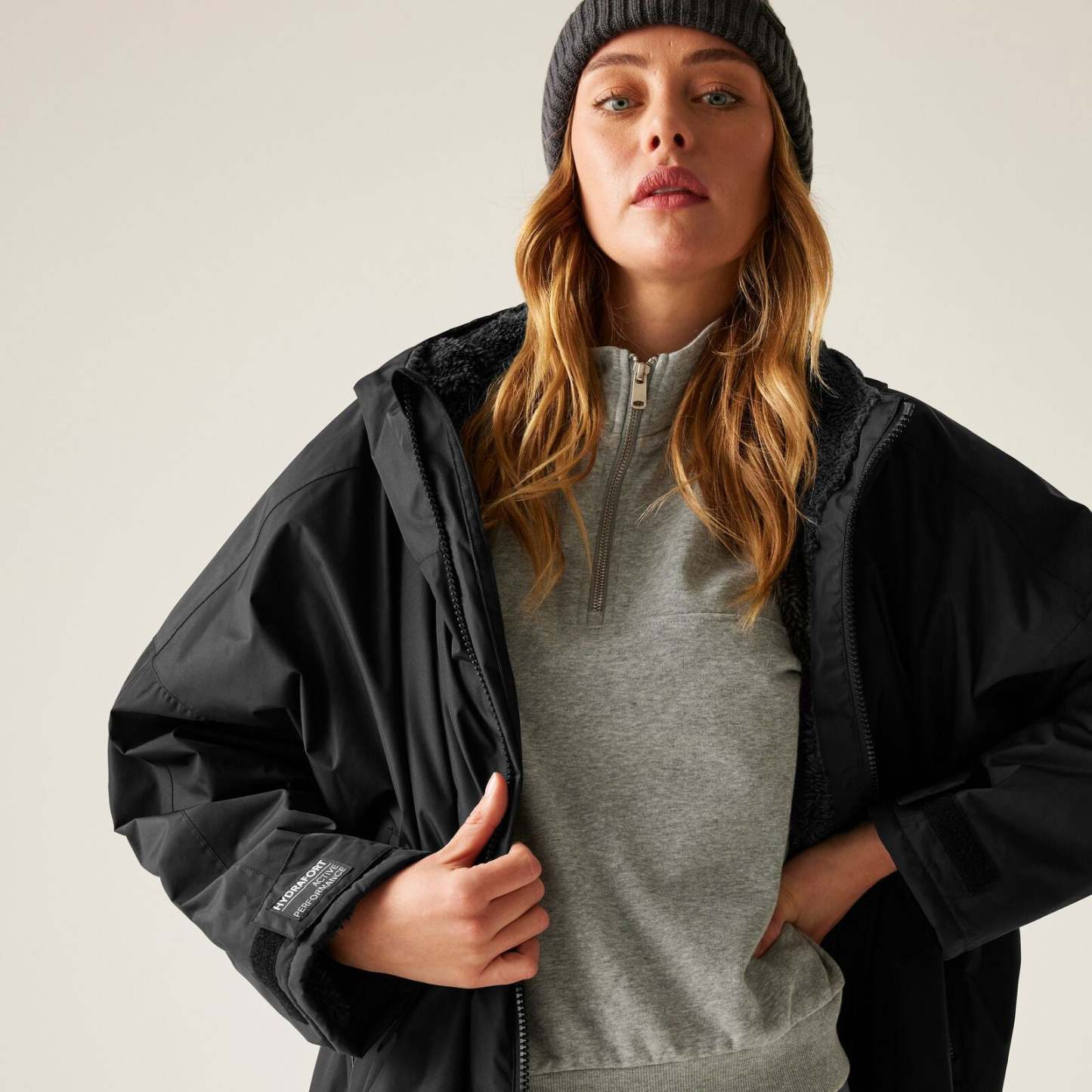 Regata 🔥2026 Winter Hot Sale🔥 2026 New Outdoor Active Adults Waterproof Changing Robe