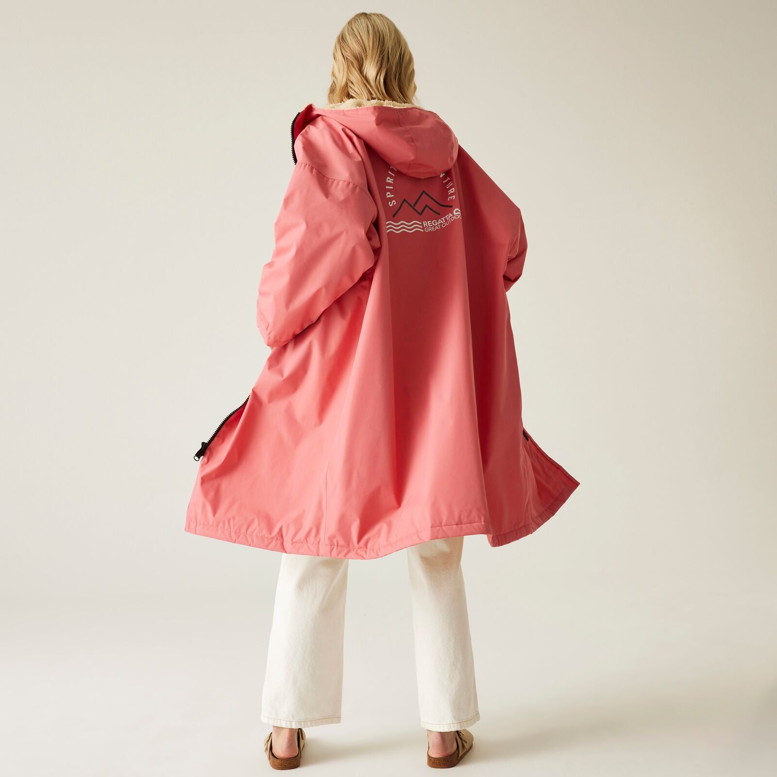 Regata 🔥2026 Winter Hot Sale🔥 2026 New Outdoor Active Adults Waterproof Changing Robe