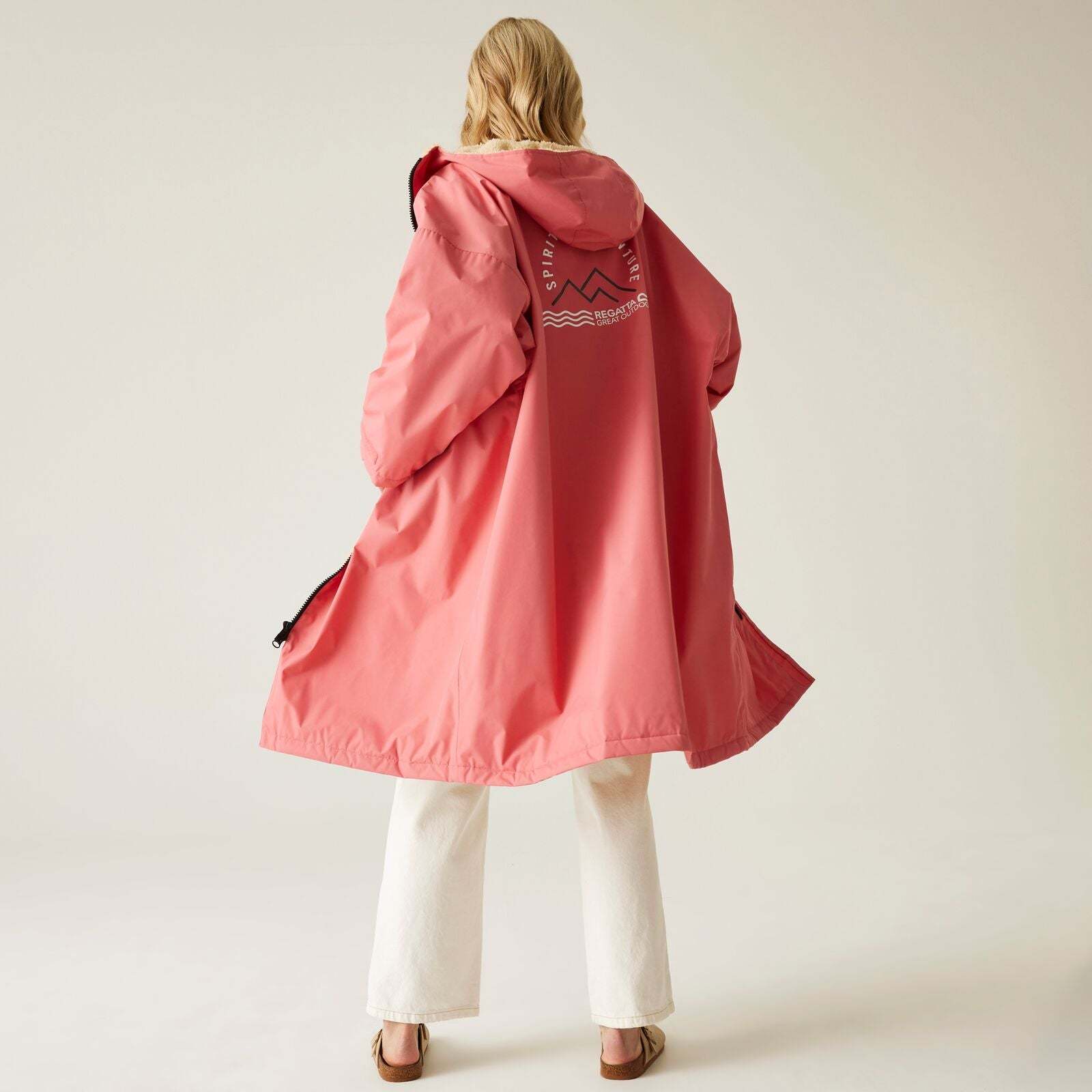 Regata 🔥2026 Winter Hot Sale🔥 2026 New Outdoor Active Adults Waterproof Changing Robe