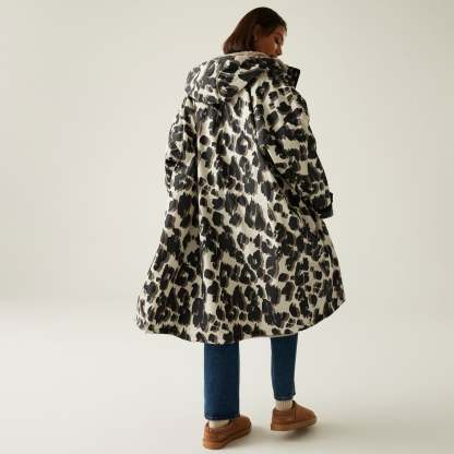 Regata 🔥2026 Winter Hot Sale🔥 2026 New Outdoor Active Adults Waterproof Changing Robe