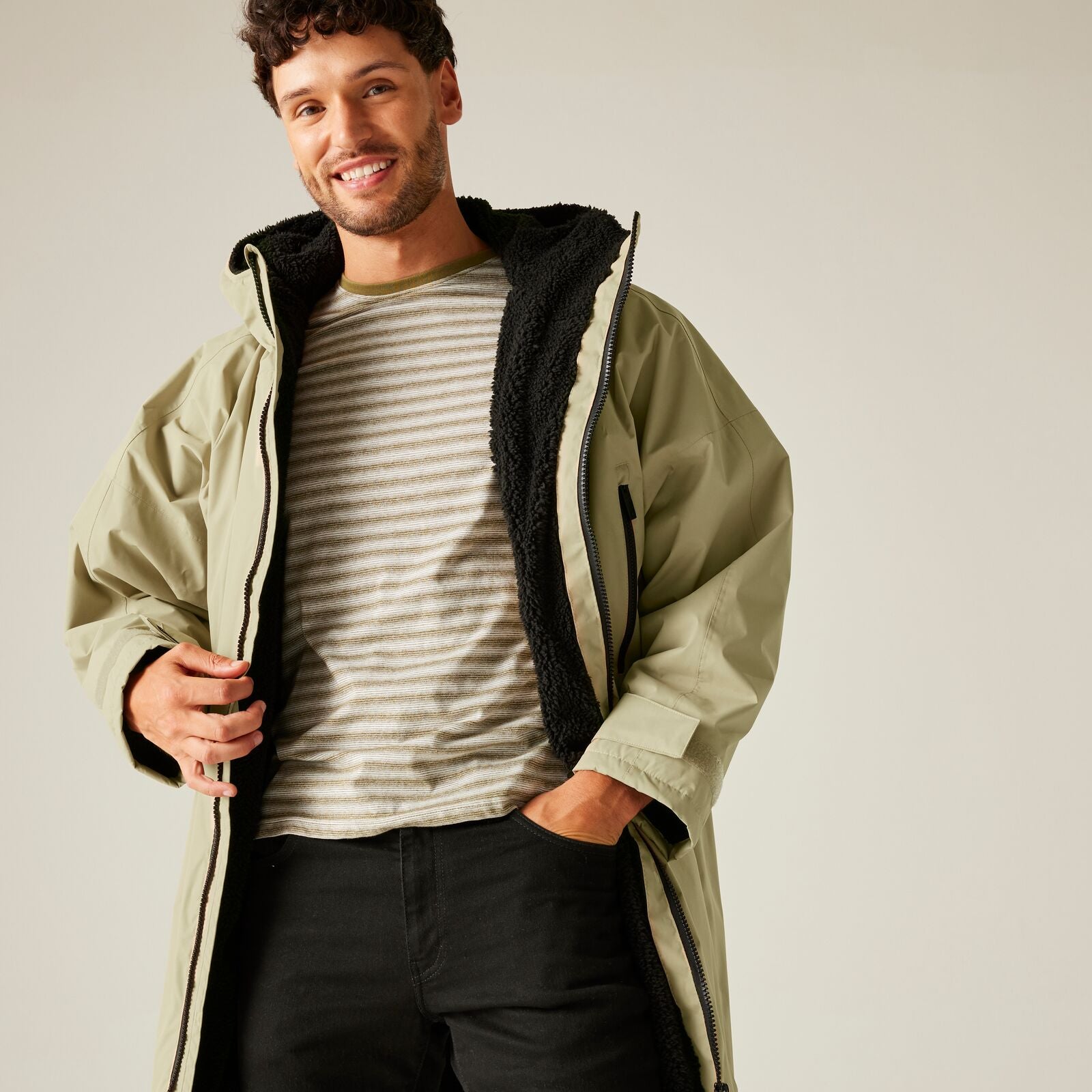 Regata 🔥2026 Winter Hot Sale🔥 2026 New Outdoor Active Adults Waterproof Changing Robe