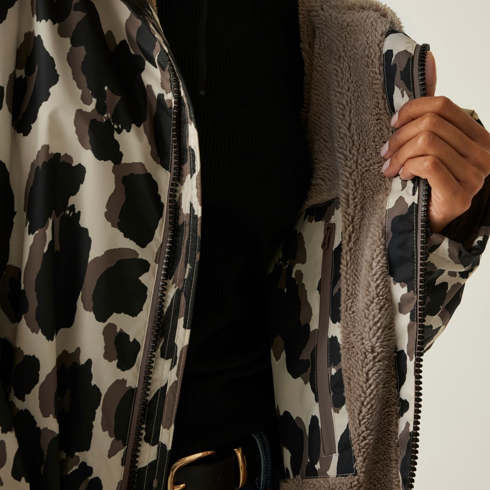 Regata 🔥2026 Winter Hot Sale🔥 2026 New Outdoor Active Adults Waterproof Changing Robe