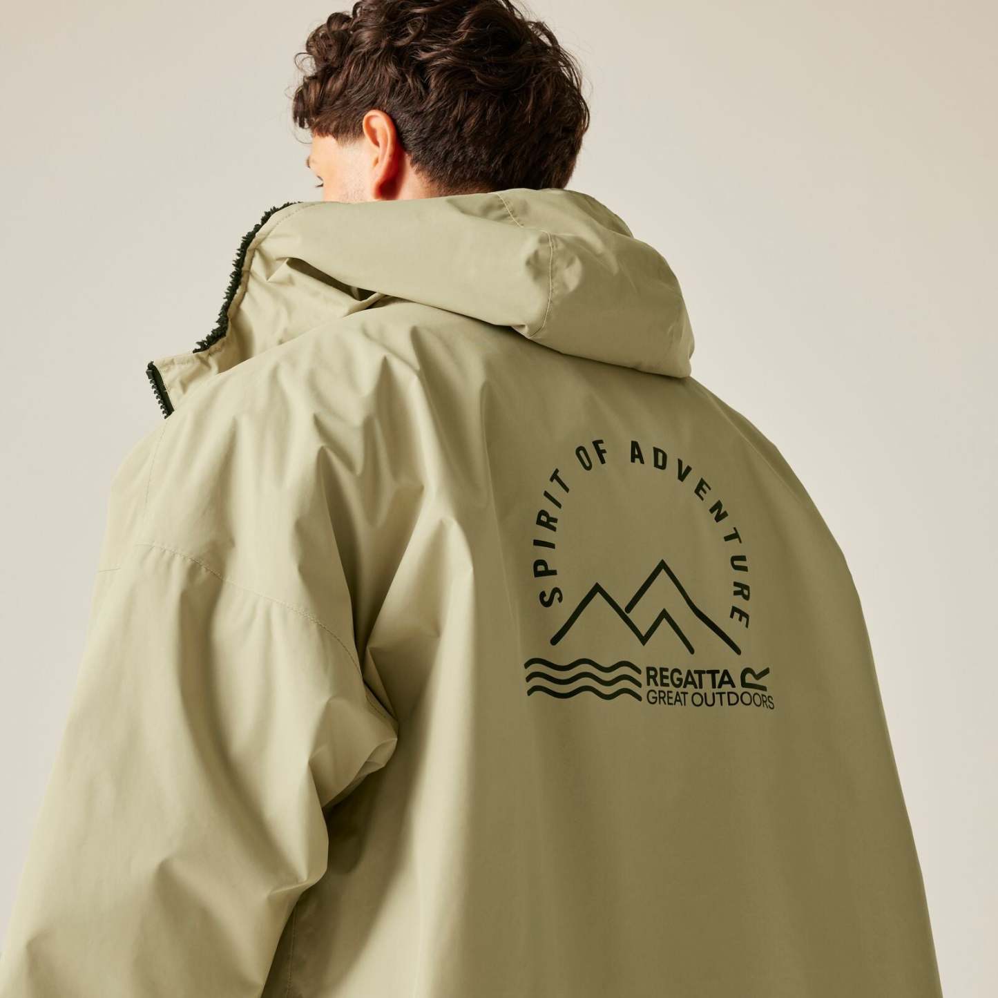 Regata 🔥2026 Winter Hot Sale🔥 2026 New Outdoor Active Adults Waterproof Changing Robe