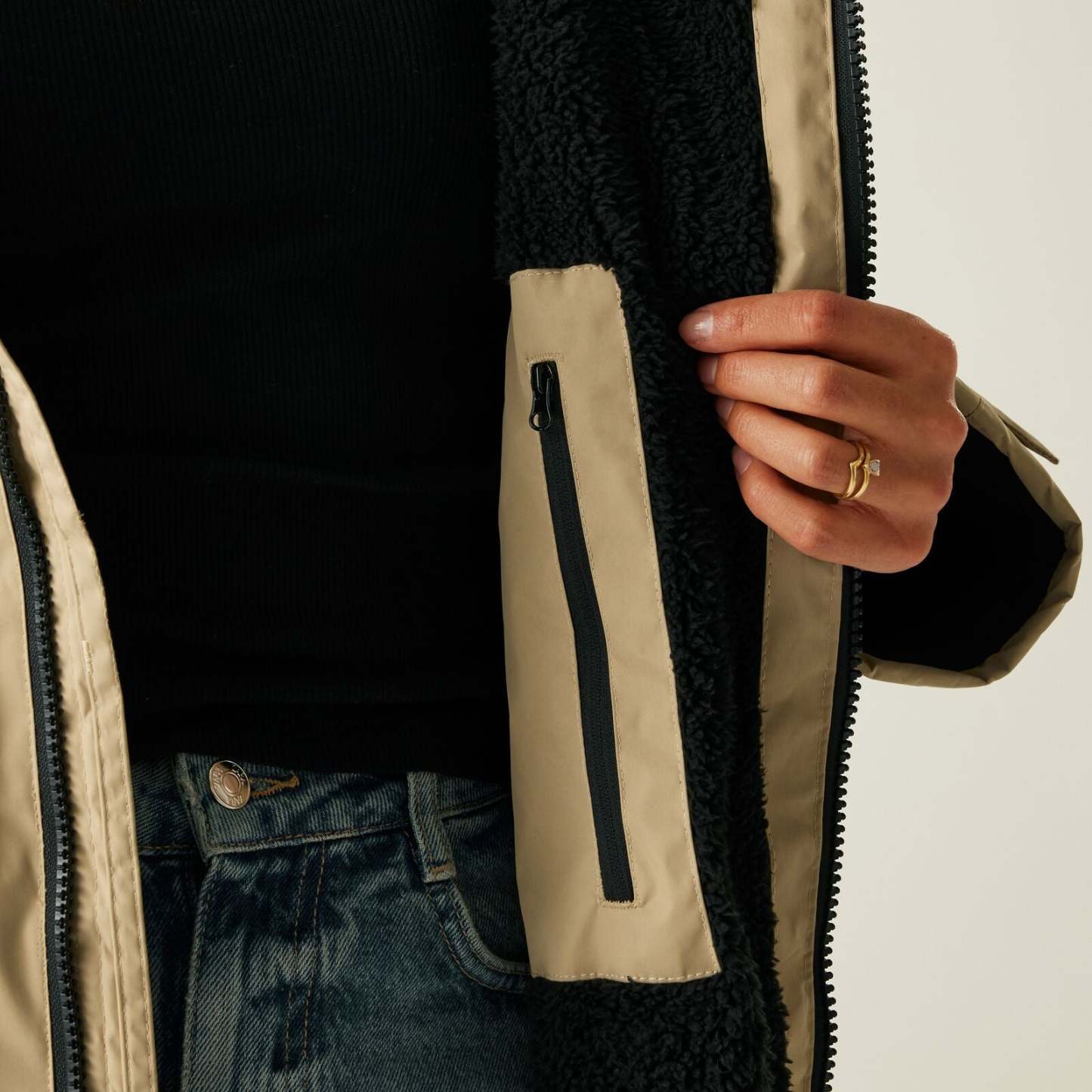 Regata 🔥2026 Winter Hot Sale🔥 2026 New Outdoor Active Adults Waterproof Changing Robe