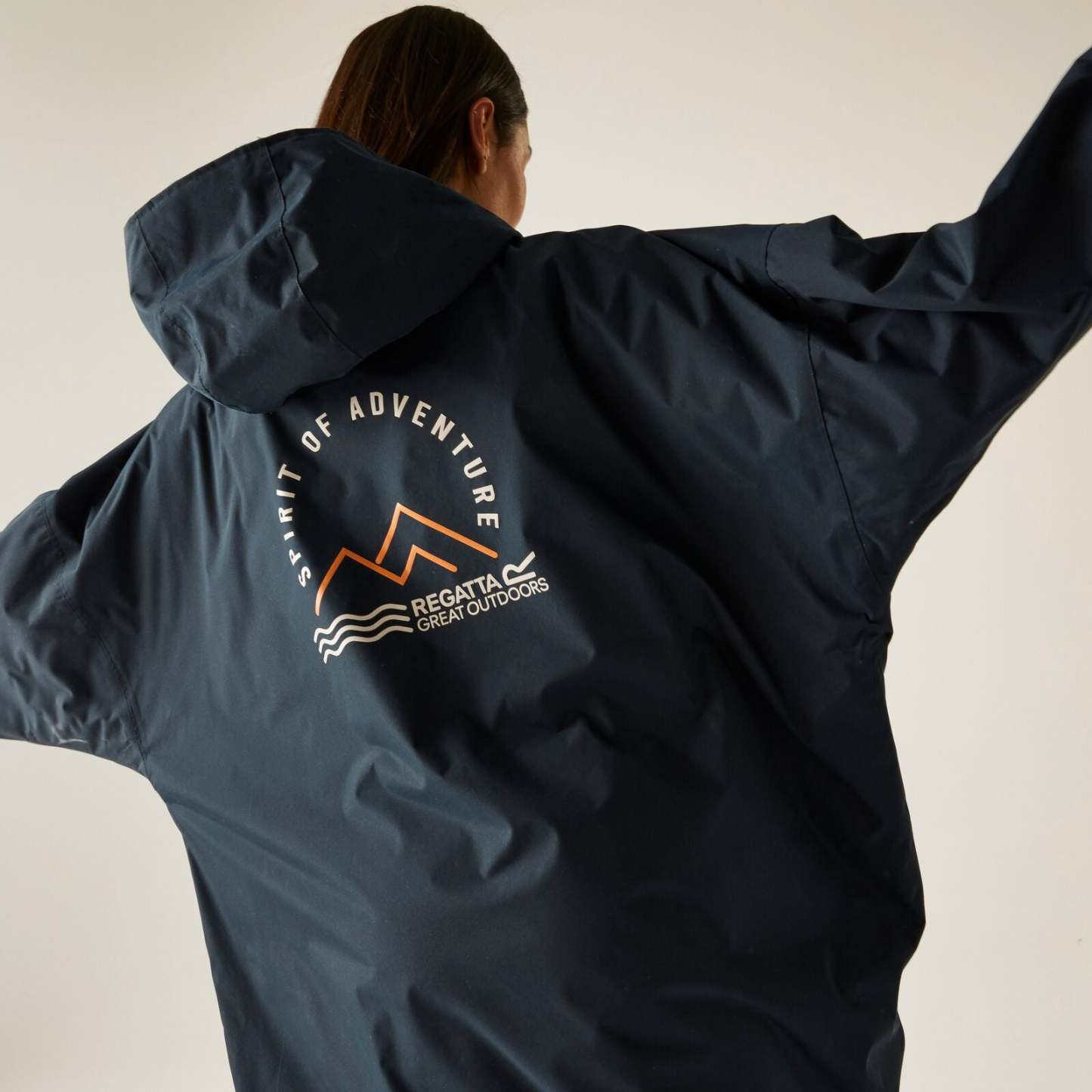 Regata 🔥2026 Winter Hot Sale🔥 2026 New Outdoor Active Adults Waterproof Changing Robe