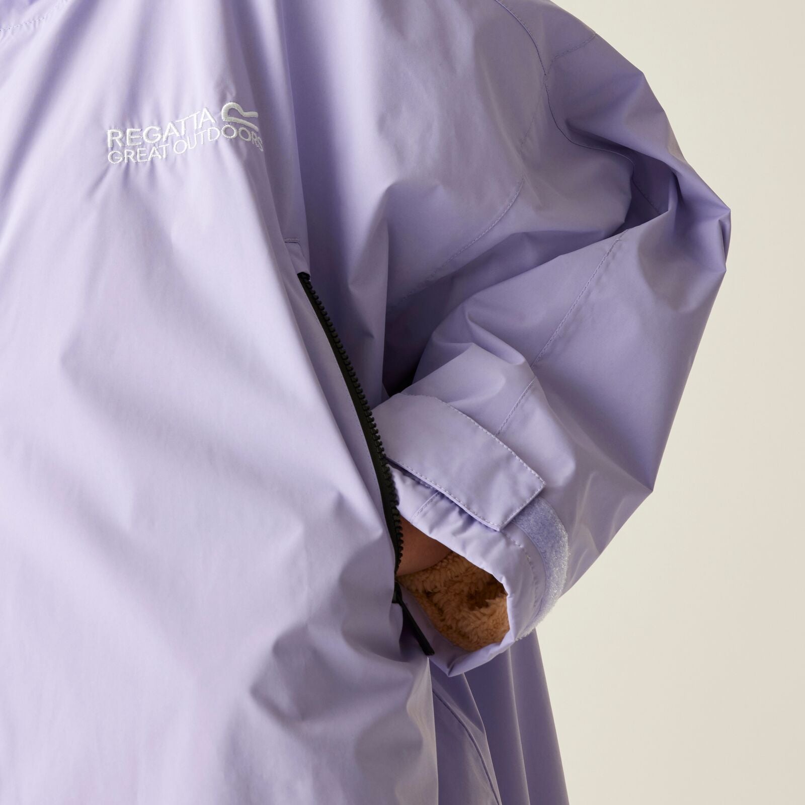 Regata 🔥2026 Winter Hot Sale🔥 2026 New Outdoor Active Adults Waterproof Changing Robe