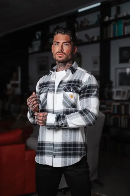 Casual Monochrome Plaid Flannel Button-Up Long Sleeve Shirt