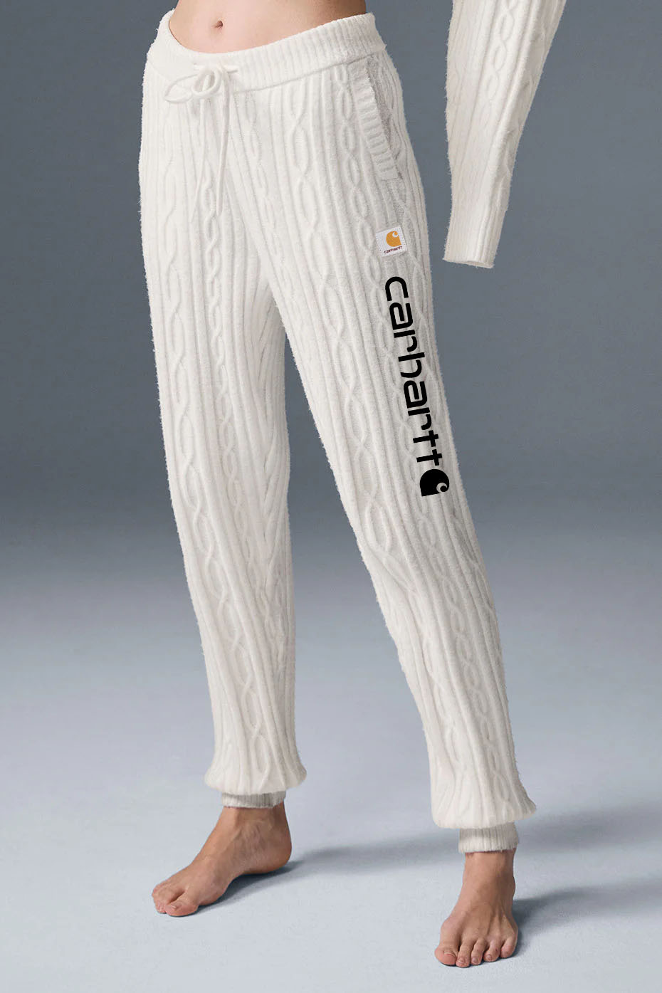 Cozy knitwear for relaxed winter leisure cable pants