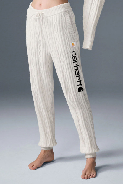 Cozy knitwear for relaxed winter leisure cable pants