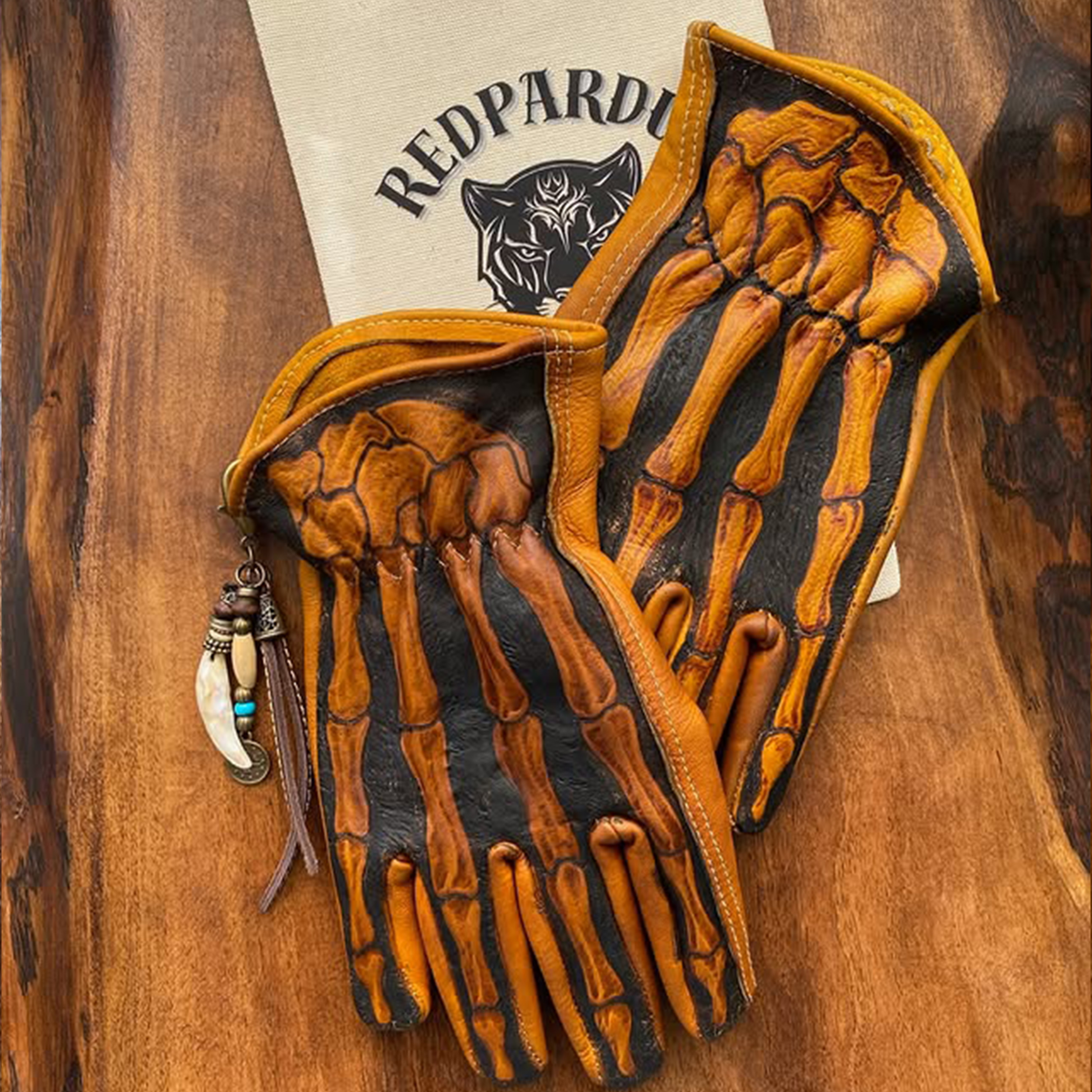 Rintage-Inspired Classic Everyday Style Gloves