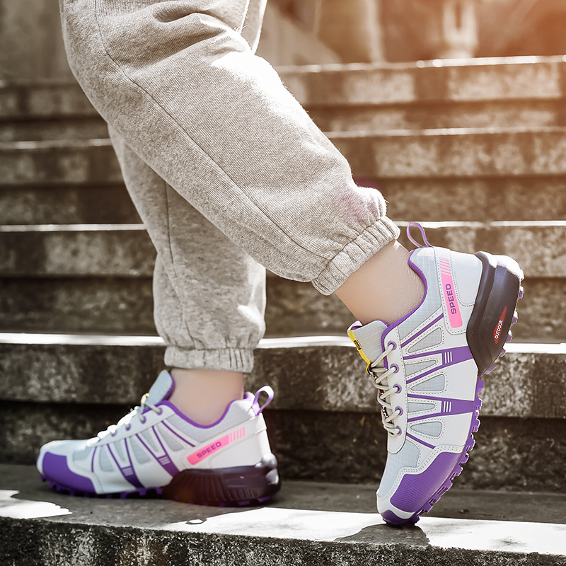 Scarpe ortopediche dal design ergonomico per dolori alla schiena, alle articolazioni e ai piedi: adatte a tutte le donne