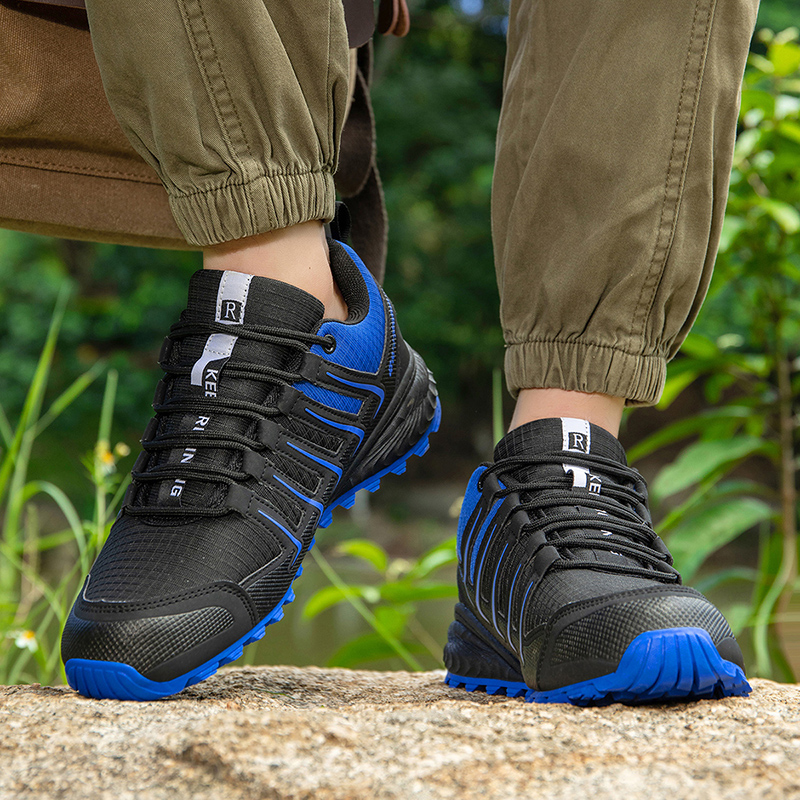 Scarpe ortopediche dal design ergonomico per dolori alla schiena, alle articolazioni e ai piedi: adatte a tutti gli uomini