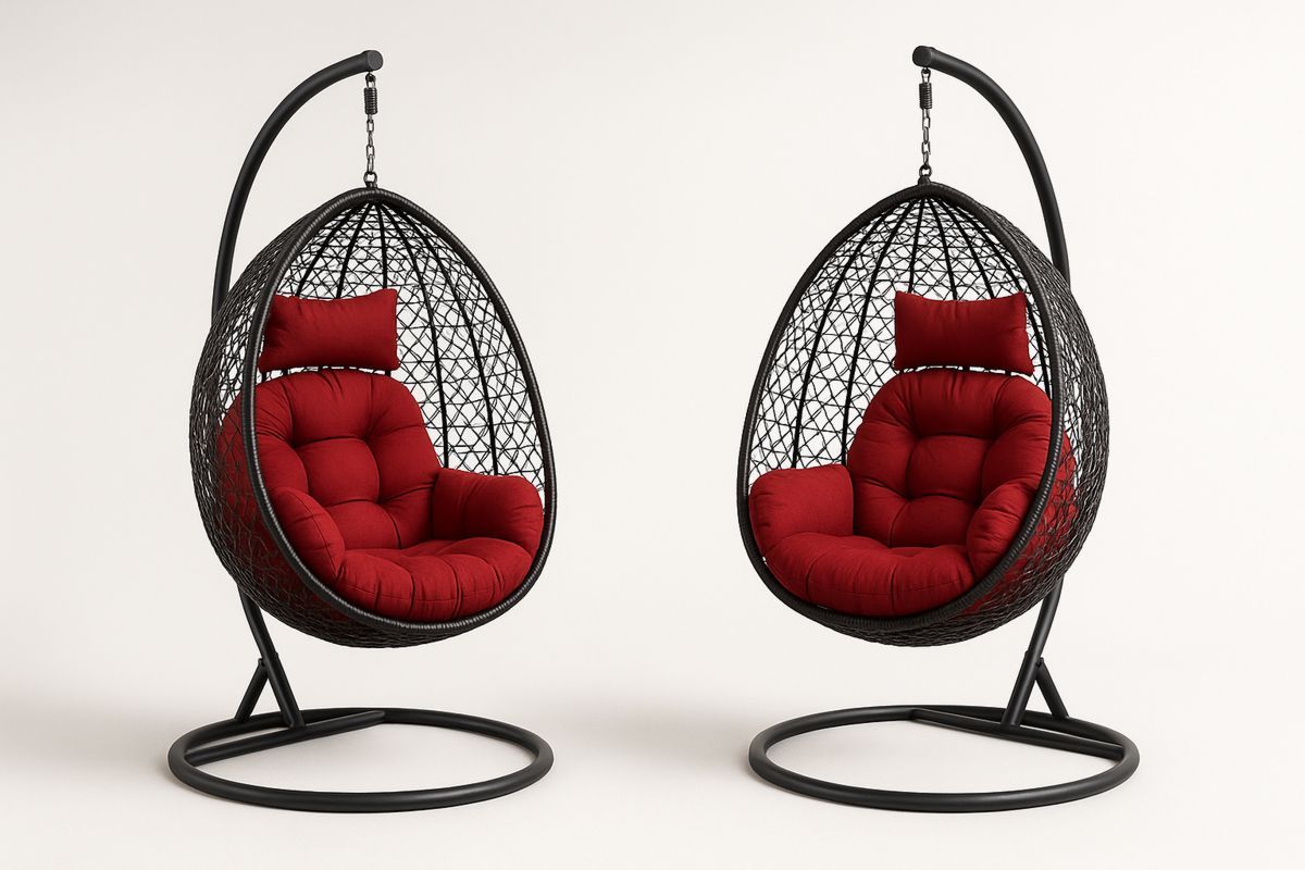 Hengestol eggformet metall ramme rød polyester puter sett av 2