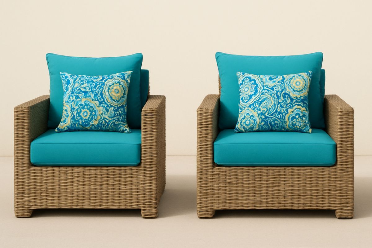 Utendørs stolsett i rotting med blå polyesterputer 2 stk