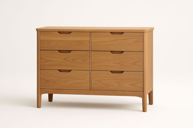 Kommode i tre med seks skuffer lys brun