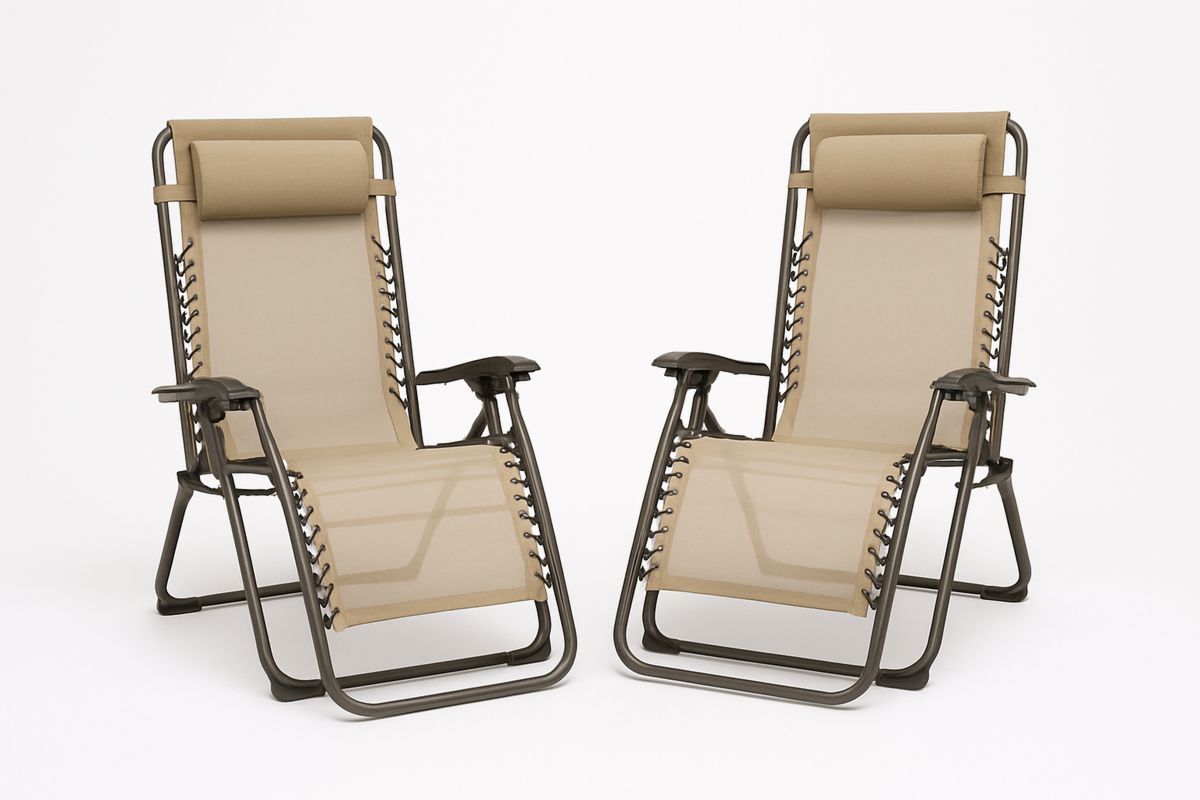 Sett med 2 justerbare sammenleggbare stoler i stål og tekstil, beige