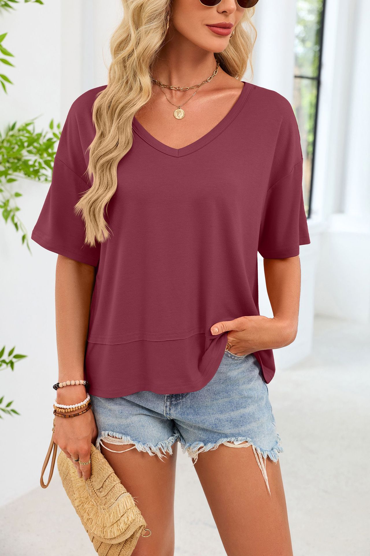 Women's V-neck Mid-length Sleeve Spliced Hem Basic Top