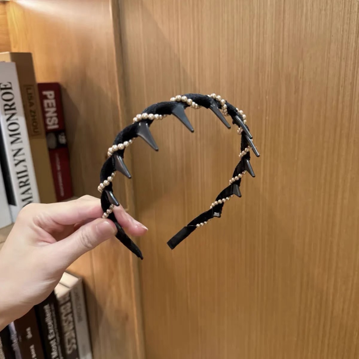 【1 seconde haut sommet du crâne】Serre-tête ondulé avec strass étincelants