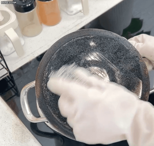 Honeycam 2025-12-18 15-23-12.gif