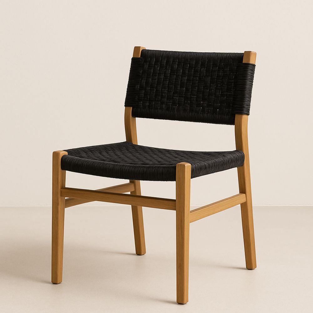 Stol i tre og flettet sete og rygg svart-havremoderne