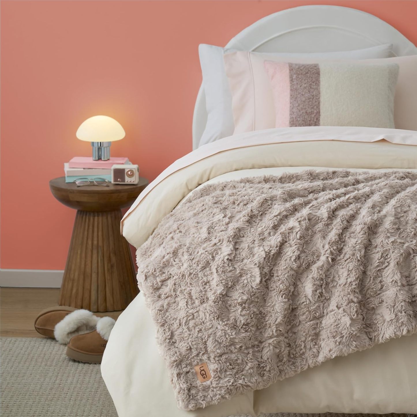 UGG Adalee Faux Fur Throw Blanket Luxury Lightweight Cozy Soft Throw for Couch Bed or Chair Hypoallergenic Machine Washable Double-Sided Fluffy Blanket Home Decor, 50-inch x 70-inch, Seal Grey