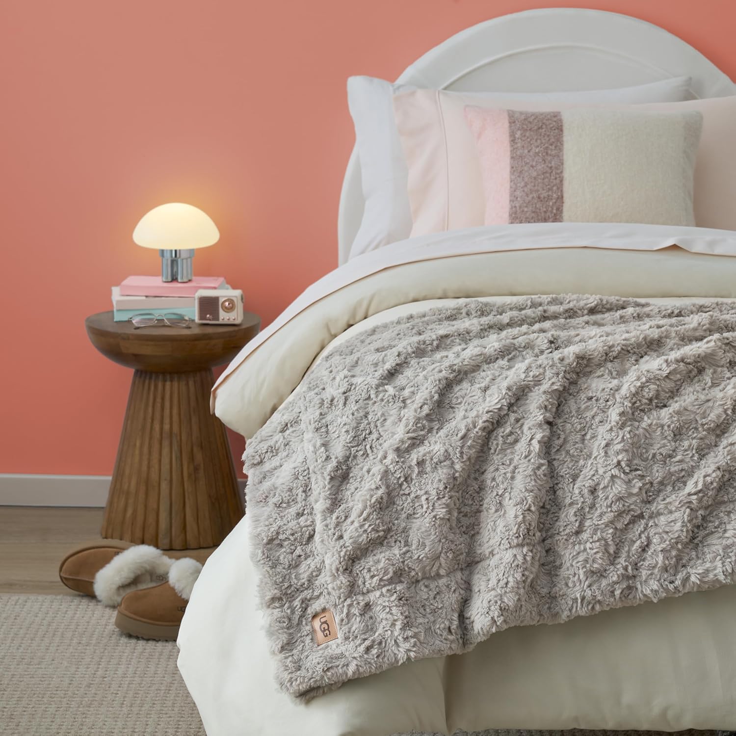 UGG Adalee Faux Fur Throw Blanket Luxury Lightweight Cozy Soft Throw for Couch Bed or Chair Hypoallergenic Machine Washable Double-Sided Fluffy Blanket Home Decor, 50-inch x 70-inch, Seal Grey