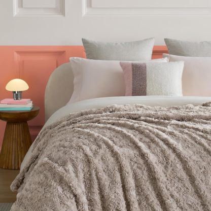 UGG Adalee Faux Fur Throw Blanket Luxury Lightweight Cozy Soft Throw for Couch Bed or Chair Hypoallergenic Machine Washable Double-Sided Fluffy Blanket Home Decor, 50-inch x 70-inch, Seal Grey