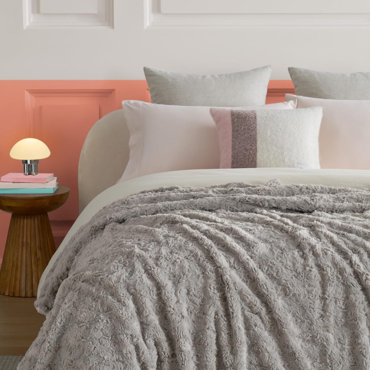 UGG Adalee Faux Fur Throw Blanket Luxury Lightweight Cozy Soft Throw for Couch Bed or Chair Hypoallergenic Machine Washable Double-Sided Fluffy Blanket Home Decor, 50-inch x 70-inch, Seal Grey