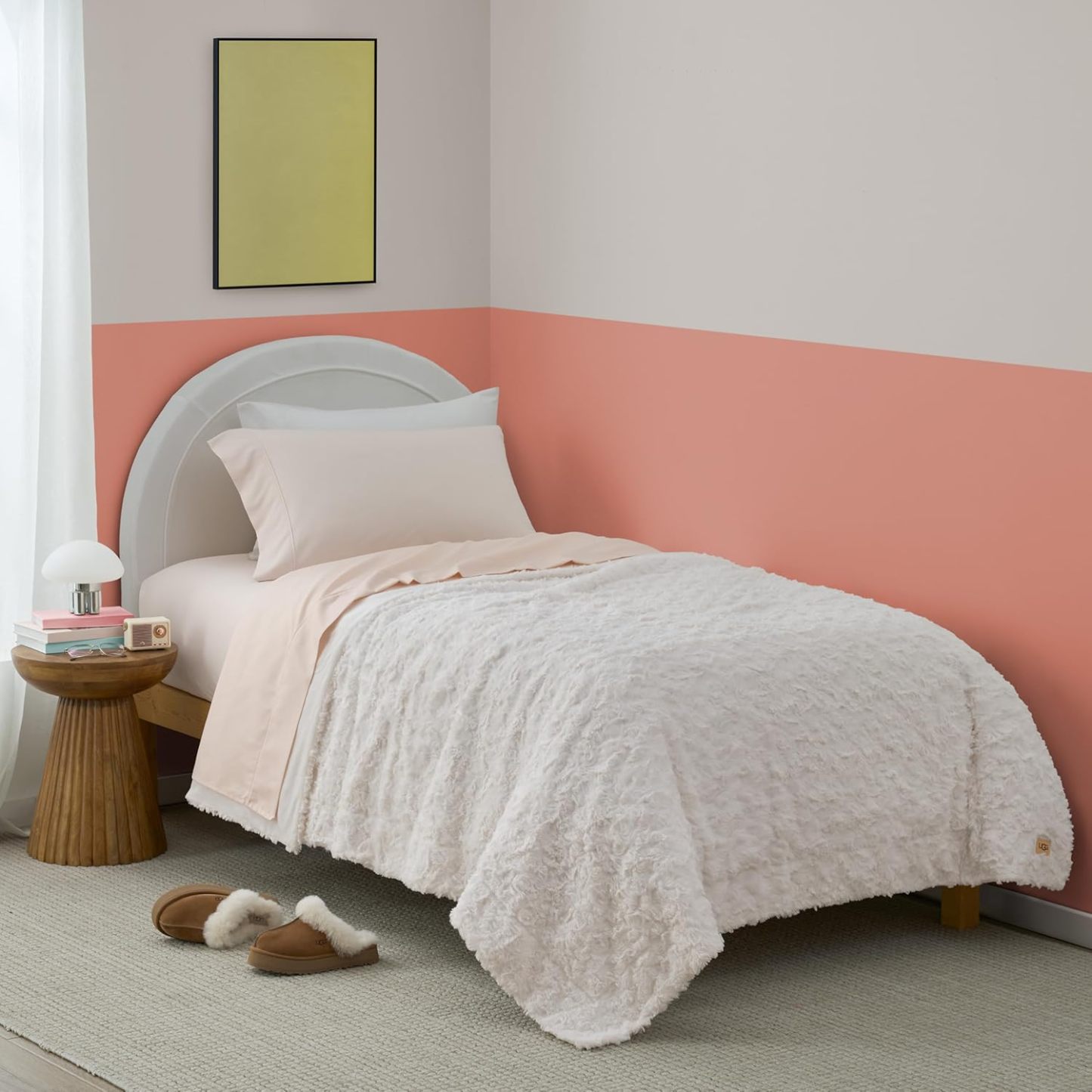 UGG Adalee Faux Fur Throw Blanket Luxury Lightweight Cozy Soft Throw for Couch Bed or Chair Hypoallergenic Machine Washable Double-Sided Fluffy Blanket Home Decor, 50-inch x 70-inch, Seal Grey