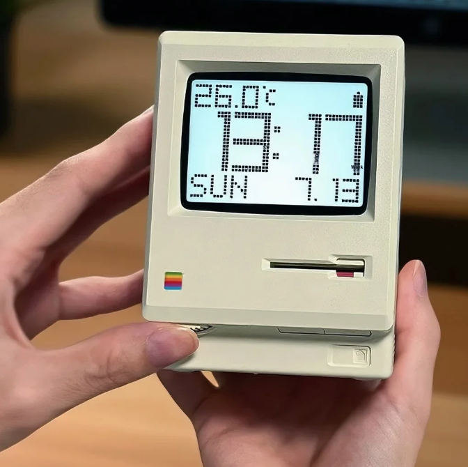 Urbanista® Retro MacClock Creativity Alarm Clock