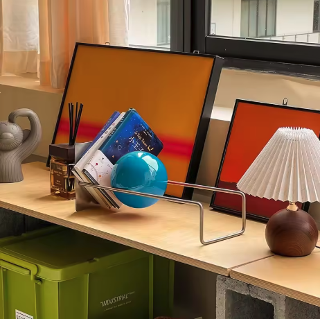 Urbanista® Creative Gravity Ball Bookstand