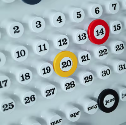 Urbanista® Creative RingAdate Retro Calendar