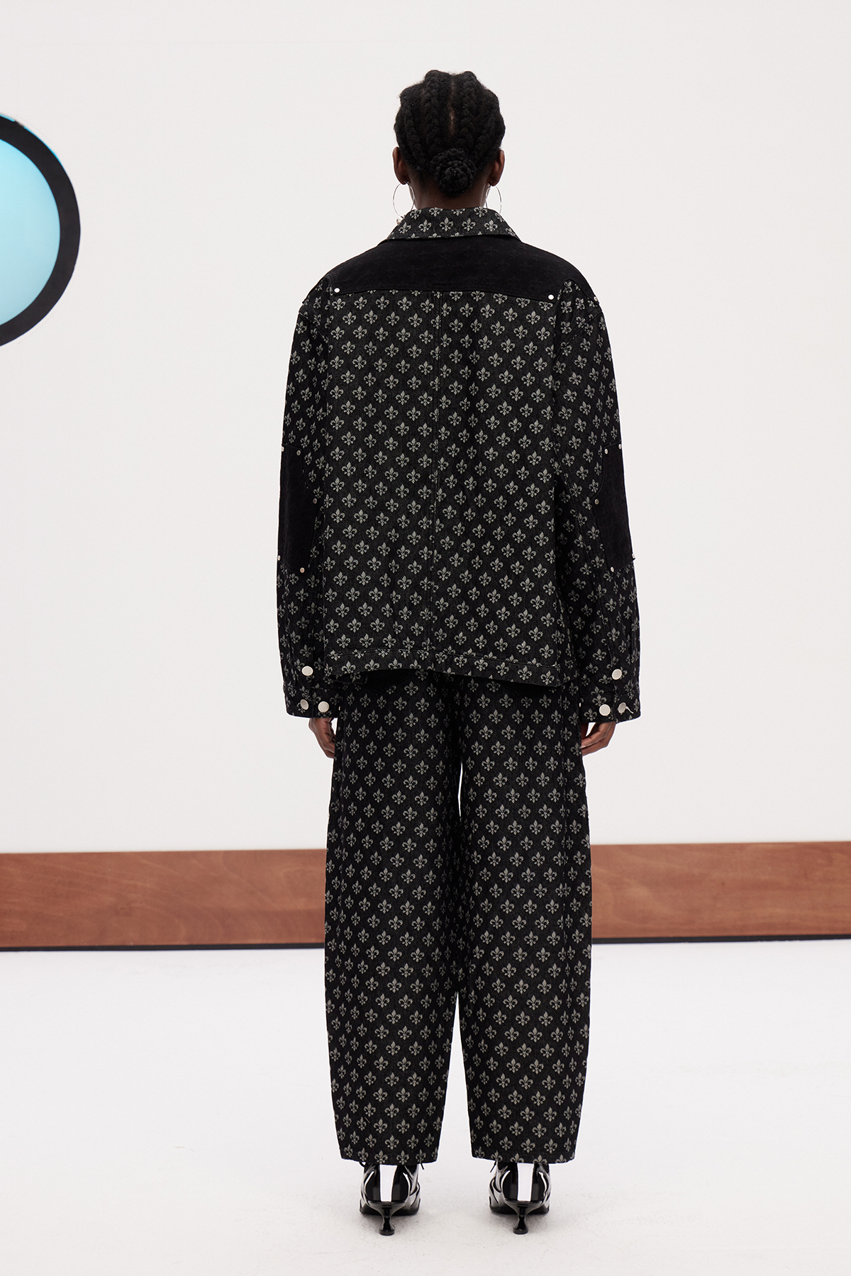  Garland Fleur De Lis Pants Set