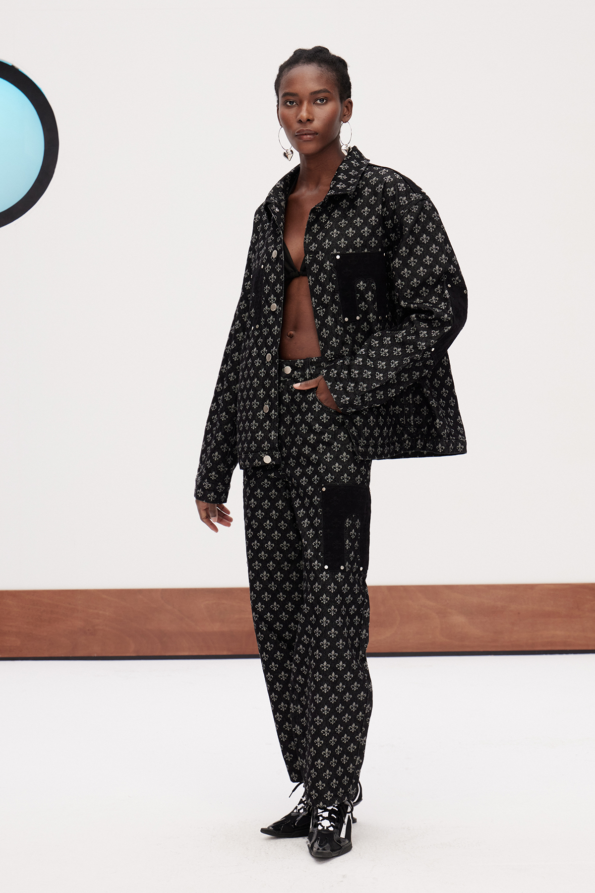  Garland Fleur De Lis Pants Set