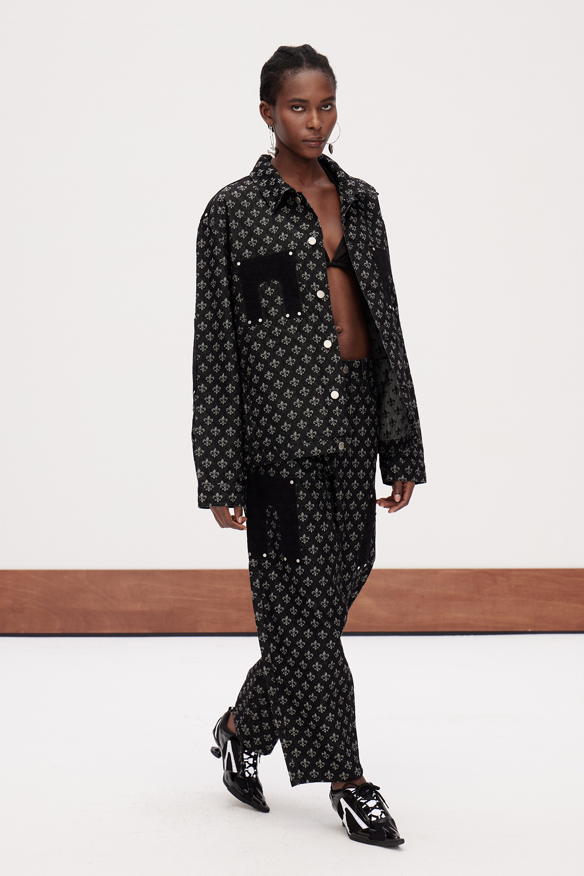  Garland Fleur De Lis Pants Set