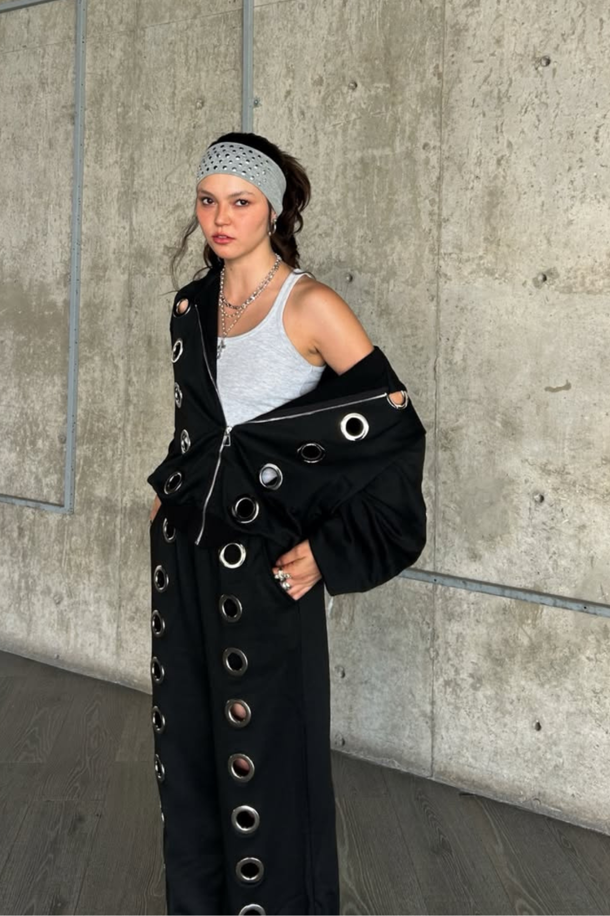 Daniyal Eyelet Hooded Pants Set In Black