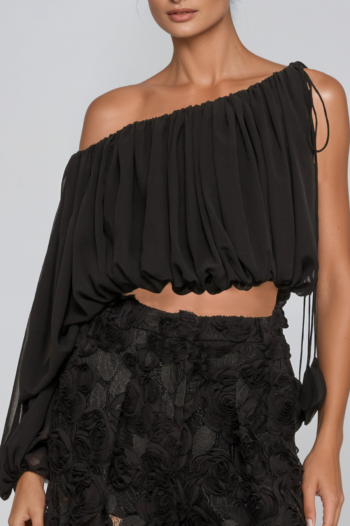 Kaavia One Shoulder Asymmetrical Ruch Top