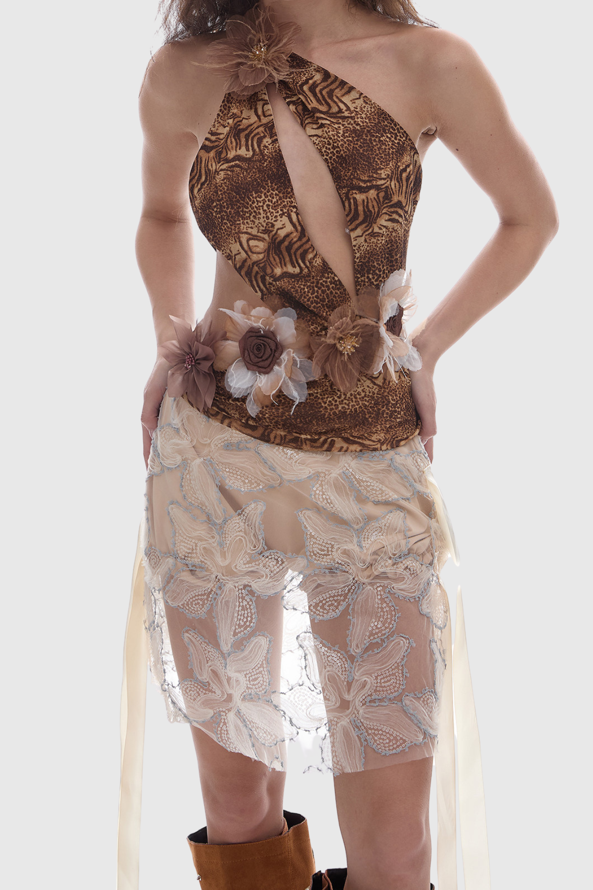 Jacalyn Cutout Print Flower Mesh Skirt Set