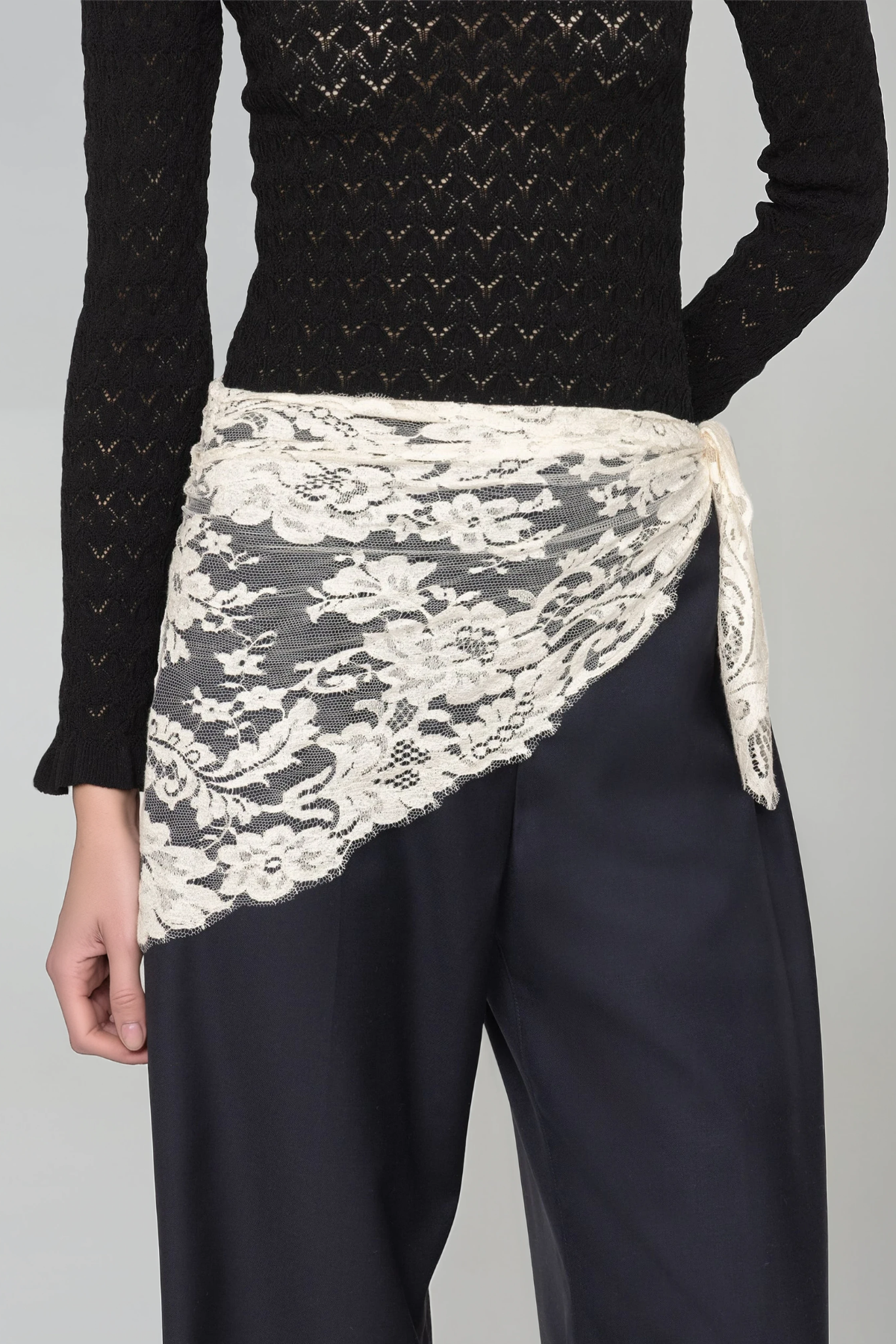 Hardeep Asymmetric Lace Pants