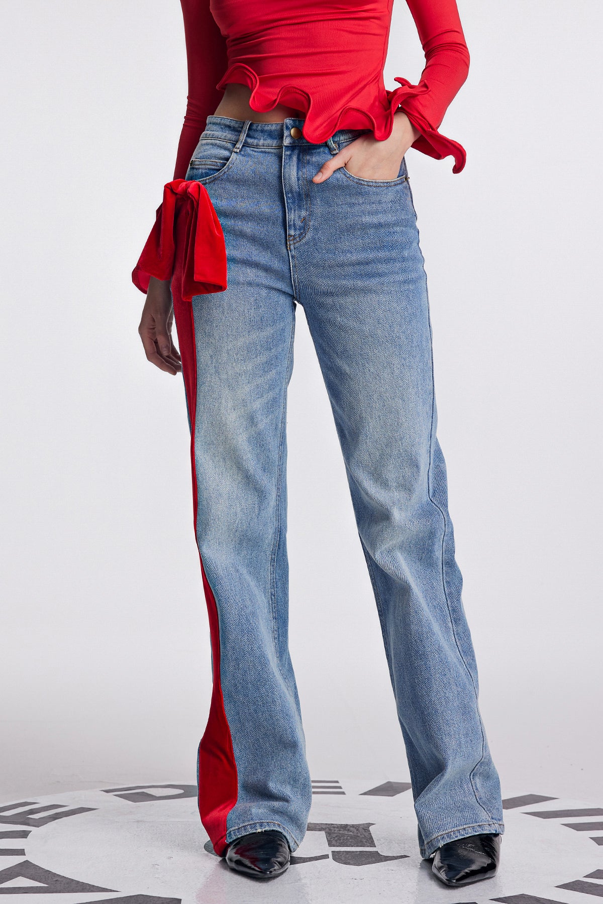 Amporn Bow Deconstruct Jeans In Red