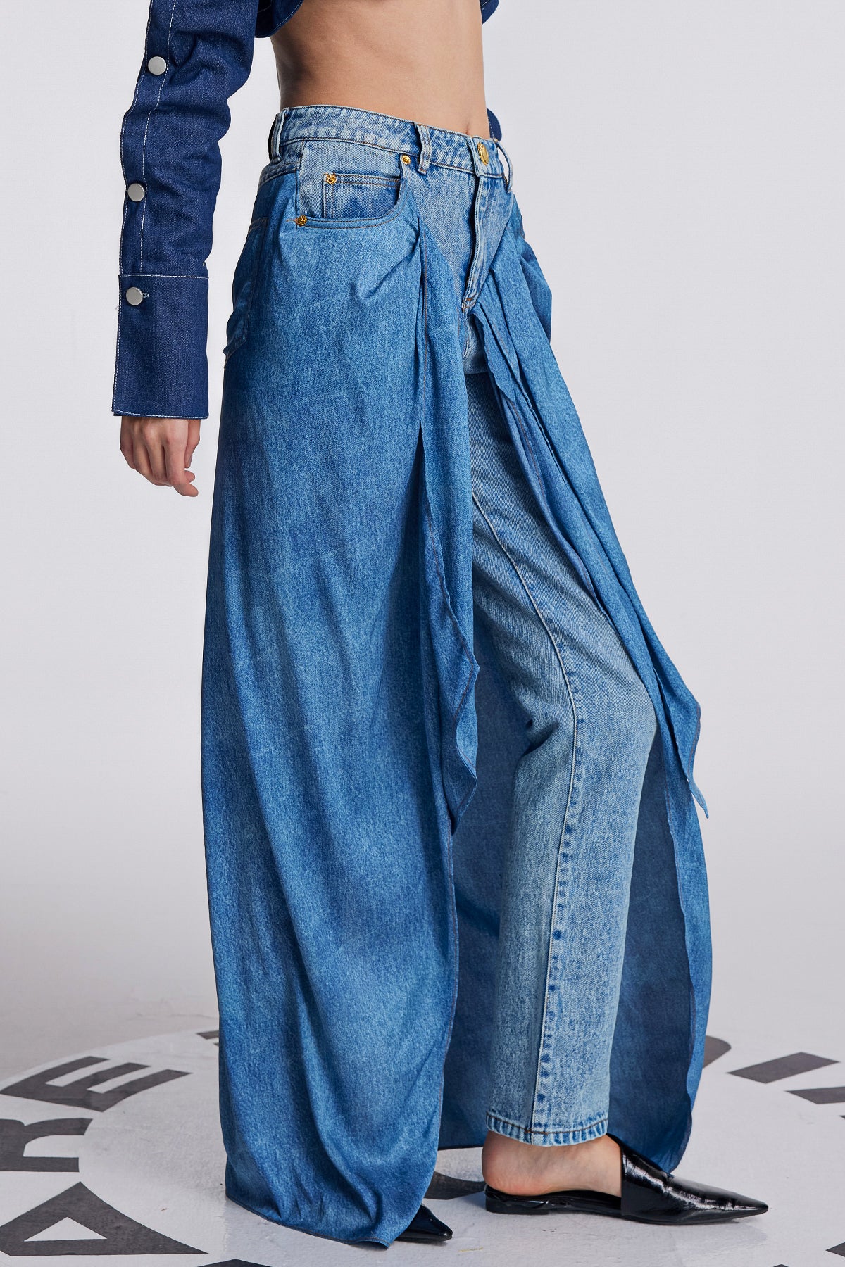 Anahita Deconstruct Lace Up Ruch Jeans