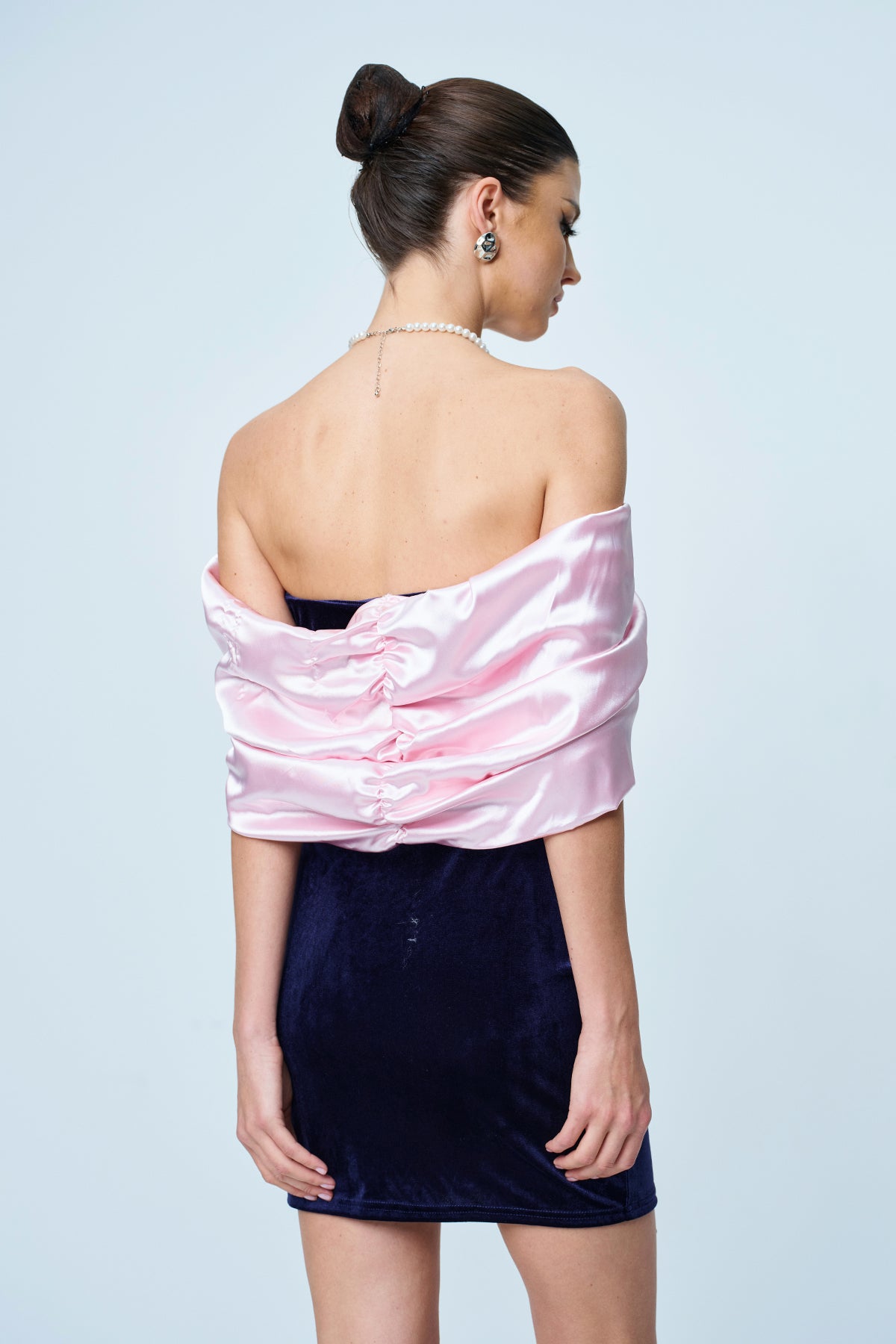 Anh Bow Strapless Bodycon Mini Dress