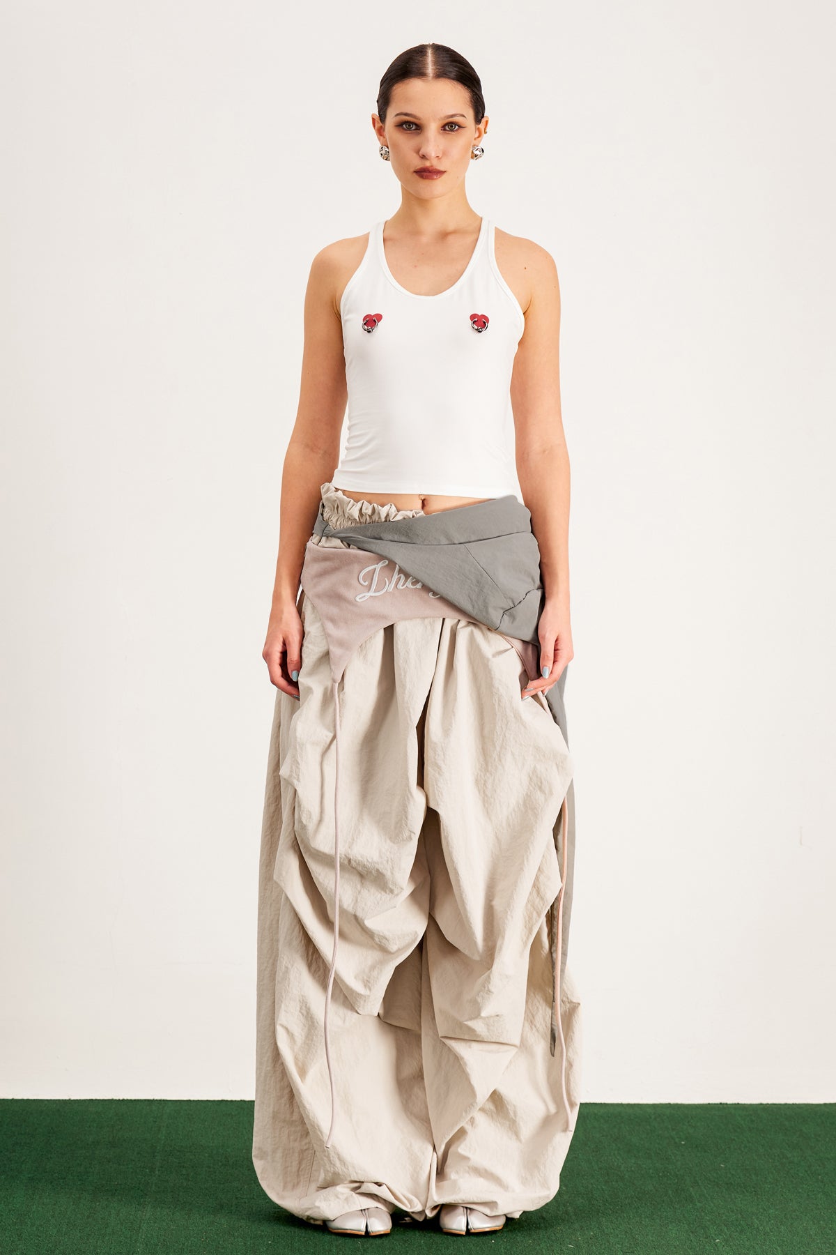 Anouk Asymmetric Deconstruct Barrel Pants In Apricot