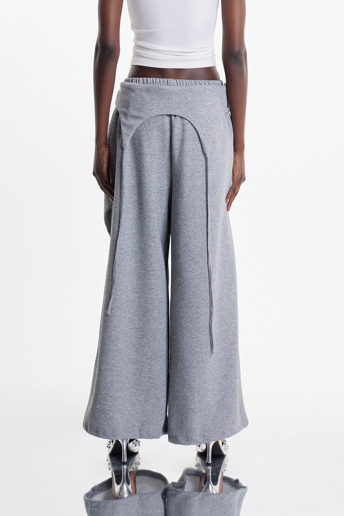 Anouk Print Wide Leg Pants In Grey