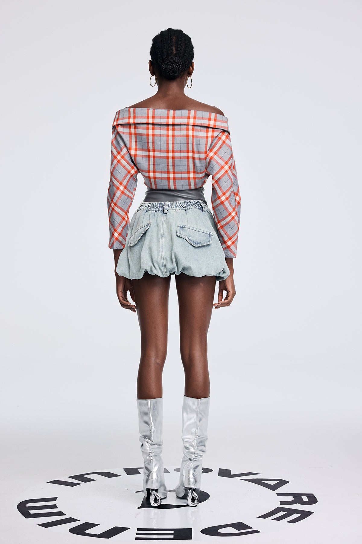 Apichu Asymmetric Pocket Short Denim Skirt