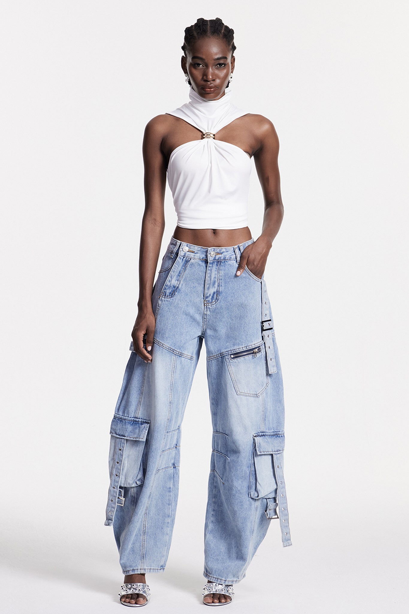 Arella Asymmetric Buckle Barrel Cargo Jeans In Blue