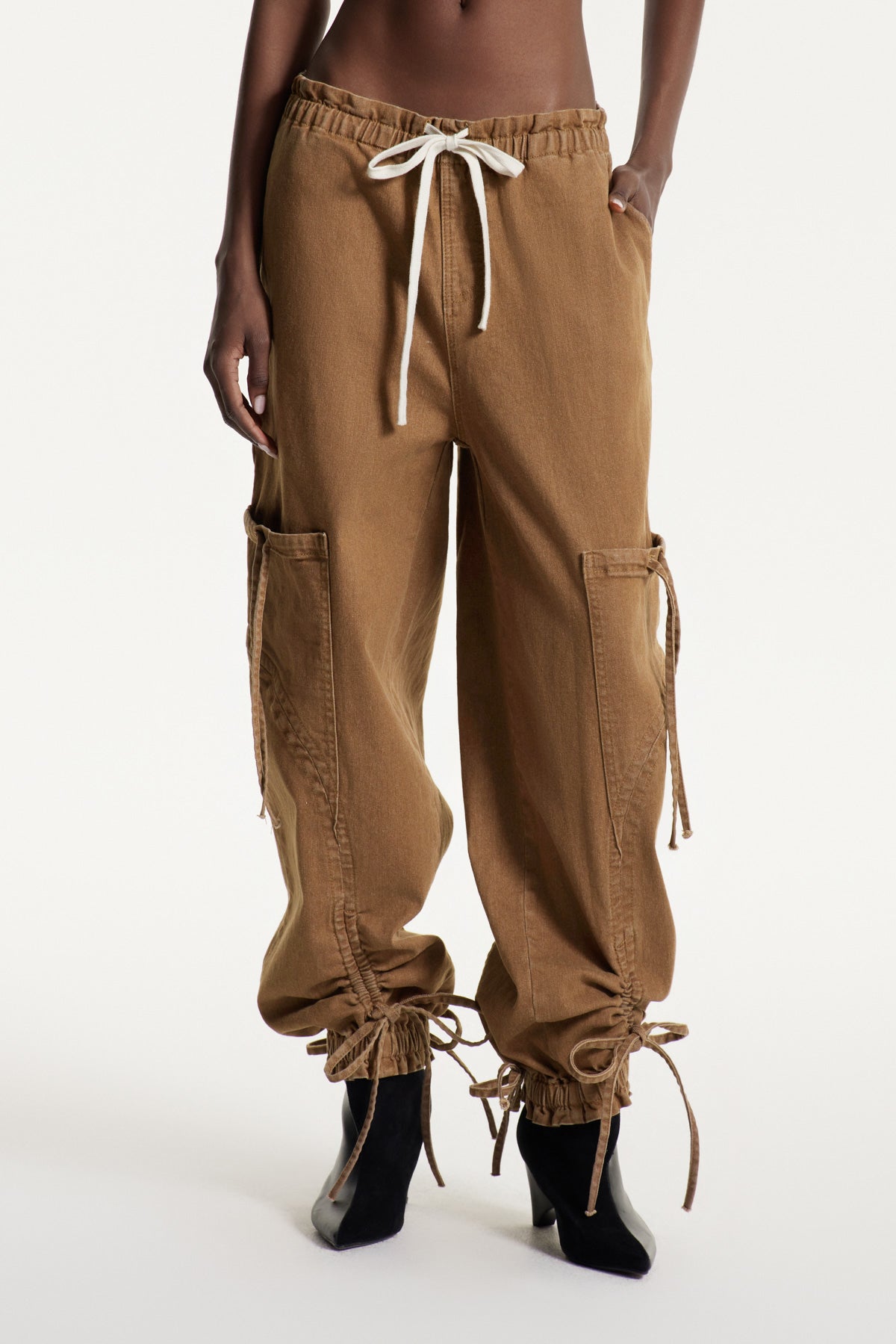 Astrid Drawstring Lace Up Jeans In Khaki